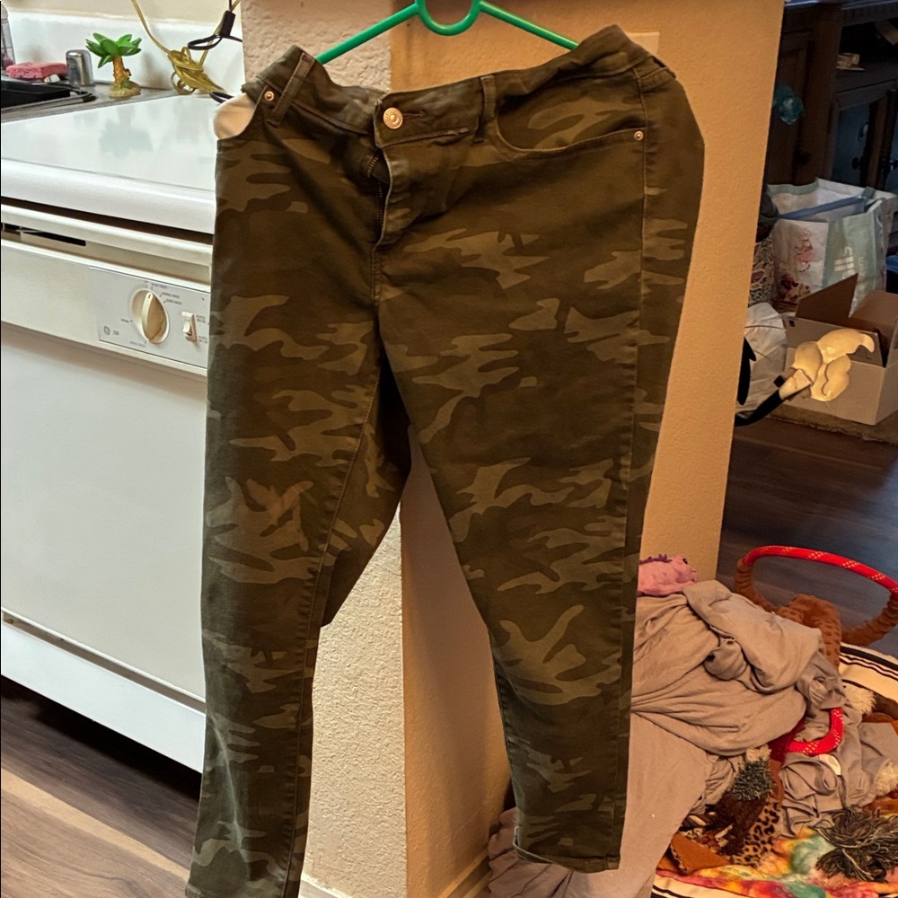 Camo Green Women's Jeans